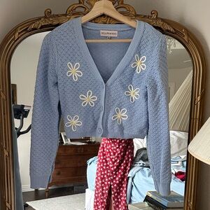 Willow & Wind size extra small cropped Daizy cardigan